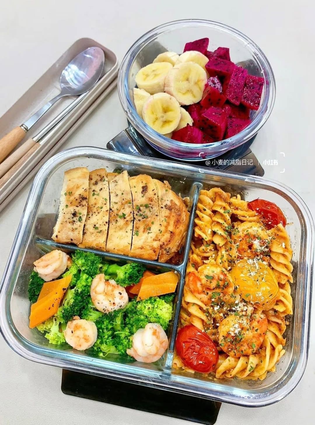 Protein-Packed Pasta and Chicken Lunch Box